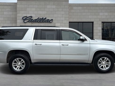 Used 2019 Chevrolet Suburban LT AWD/4WD image 2
