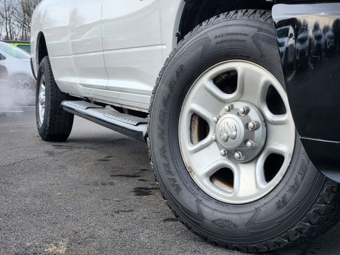 Used 2017 RAM 3500 Tradesman image 18