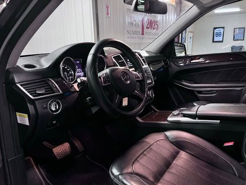 Used 2014 Mercedes-Benz GL 450 4MATIC image 10