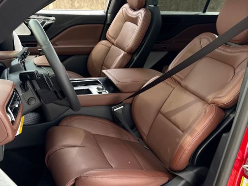 New 2026 Lincoln Aviator Reserve AWD/4WD image 24