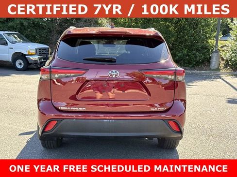 Used 2023 Toyota Highlander XLE AWD/4WD image 3