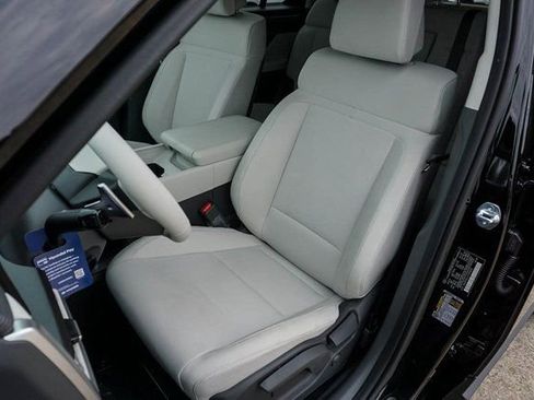 New 2026 Hyundai Santa Fe SE FWD image 16
