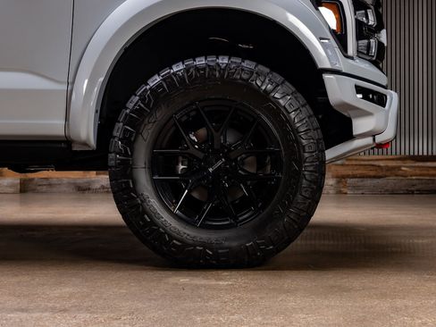 Used 2025 Ford F150 Raptor w/ Equipment Group 803A Raptor R AWD/4WD image 11