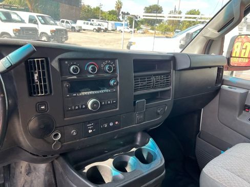 Used 2019 Chevrolet Express 2500 w/ Driver Convenience Package image 13