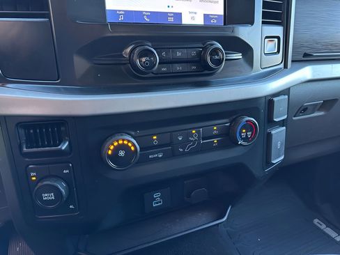 Used 2022 Ford F150 XLT AWD/4WD image 12