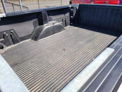 Used 2025 Chevrolet Silverado 1500 W/T RWD image 15