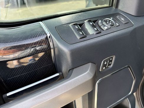 Used 2022 Ford F250 Platinum AWD/4WD image 14