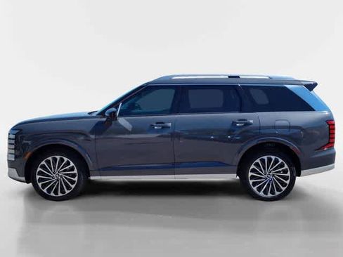 New 2026 Hyundai Palisade Calligraphy FWD image 2