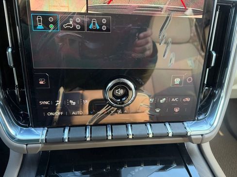 New 2026 GMC Yukon Denali w/ Sun & Power Step Package AWD/4WD image 22