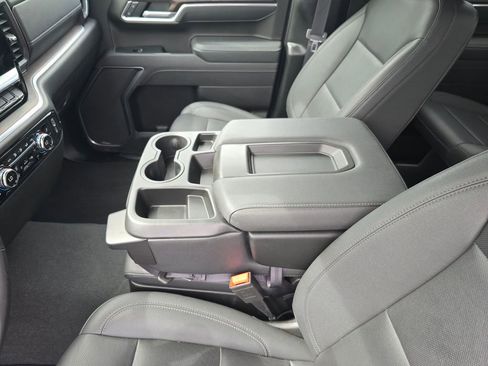 Used 2026 GMC Sierra 1500 SLT AWD/4WD image 26