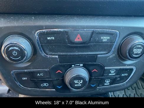 Used 2019 Jeep Compass Altitude image 21