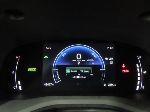 Used 2025 Toyota Camry LE FWD image 20