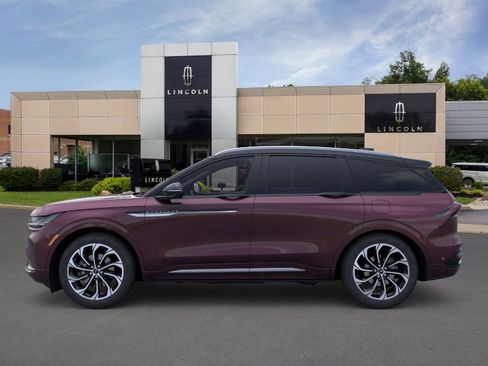 New 2024 Lincoln Nautilus Reserve w/ Equipment Group 202A AWD/4WD image 4