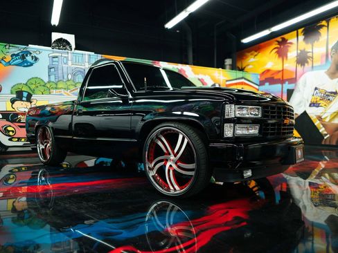 Used 1991 Chevrolet Silverado 1500 454 SS image 2