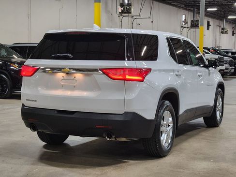 Used 2018 Chevrolet Traverse LS FWD image 8