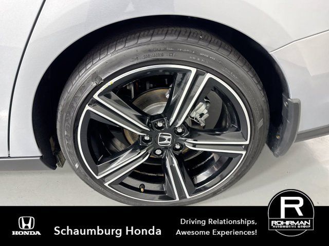 Used 2025 Honda Accord Sport image 6