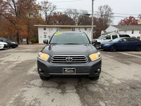 Used 2010 Toyota Highlander Limited image 2