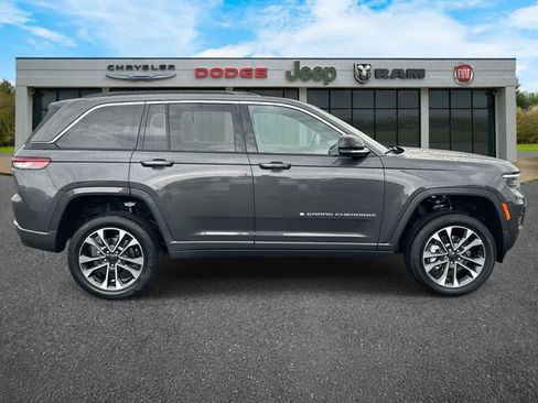 New 2025 Jeep Grand Cherokee Overland w/ Adv Protech Group III AWD/4WD image 29