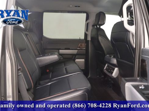 Used 2023 Ford F250 Lariat w/ Chrome Package image 12
