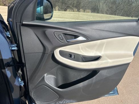 Used 2024 Buick Encore GX Sport Touring image 35