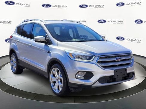 Certified 2019 Ford Escape Titanium image 7