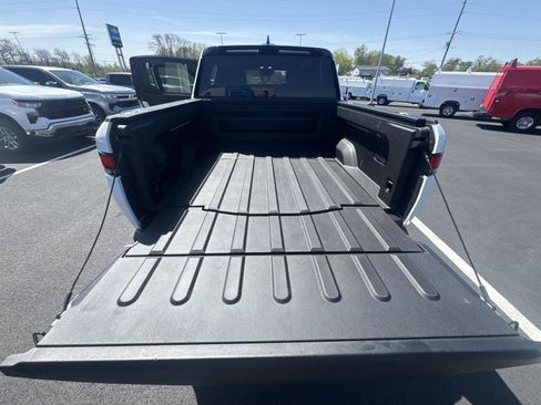 Used 2023 Rivian R1T Launch Edition AWD/4WD image 16