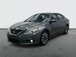 Used 2017 Nissan Altima 2.5 SV FWD video 1