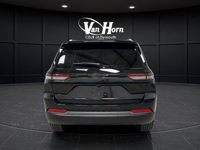 New 2026 Jeep Grand Cherokee Altitude