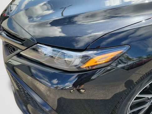 Used 2023 Toyota Camry SE w/ Convenience Package image 9