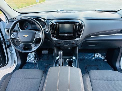Used 2019 Chevrolet Traverse LT FWD image 28