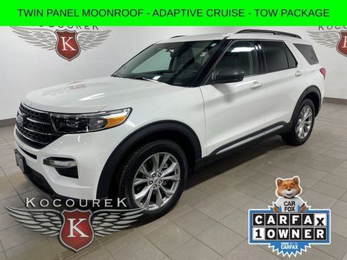 Used 2023 Ford Explorer XLT w/ Equipment Group 202A image 3