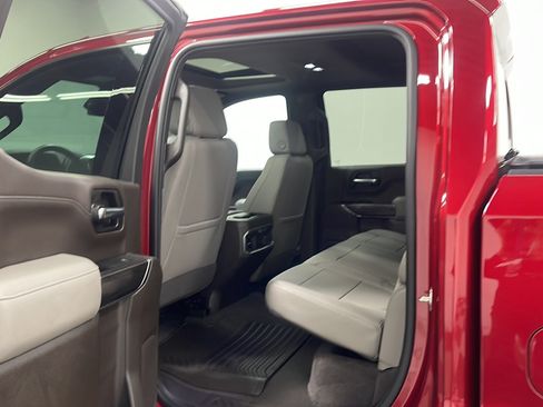 Used 2022 Chevrolet Silverado 1500 LTZ w/ LTZ Premium Package AWD/4WD image 16