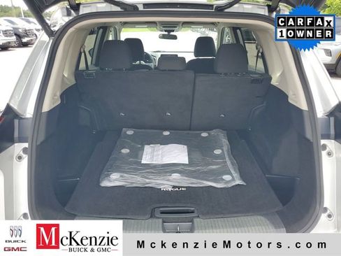 Used 2024 Nissan Rogue SV FWD image 29