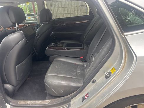 Used 2014 Hyundai Equus Ultimate RWD image 16