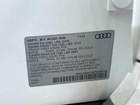 Used 2023 Audi Q5 2.0T Premium w/ Convenience Package AWD/4WD image 27