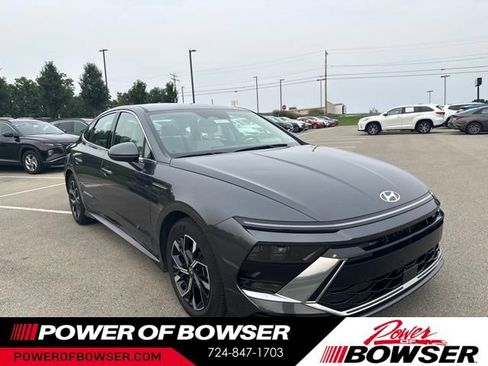 Used 2025 Hyundai Sonata SEL FWD image 10