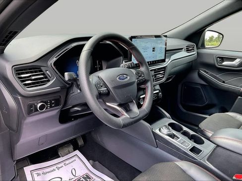 Certified 2025 Ford Escape ST-Line w/ Tech Pack #1 FWD image 14
