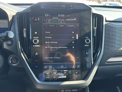 Used 2025 Subaru Forester Sport w/ Popular Package image 36