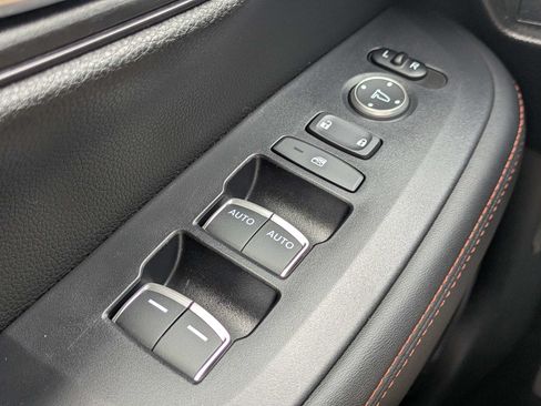 Used 2025 Honda HR-V Sport image 27