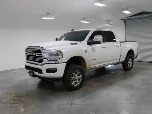 Used 2024 RAM 2500 Laramie image 4