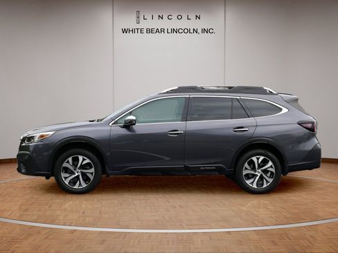 Used 2020 Subaru Outback Touring w/ Popular Package #2 AWD/4WD image 8