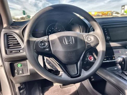 Certified 2021 Honda HR-V EX image 17