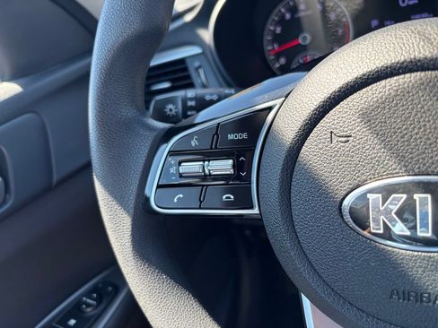 Used 2020 Kia Optima LX FWD image 23