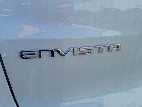 New 2026 Buick Envista Avenir image 7