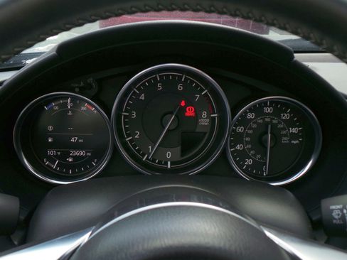 Certified 2021 MAZDA MX-5 Miata Grand Touring RWD image 29