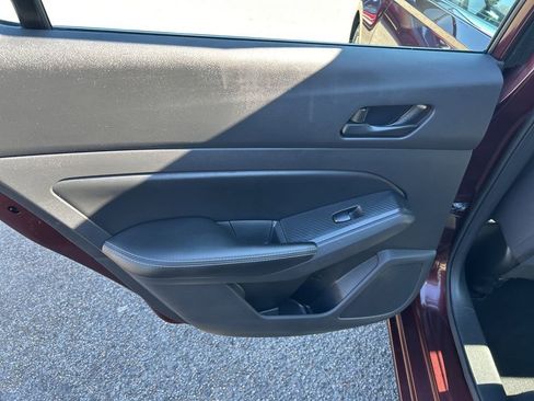 Used 2024 Nissan Altima 2.5 SV FWD image 18