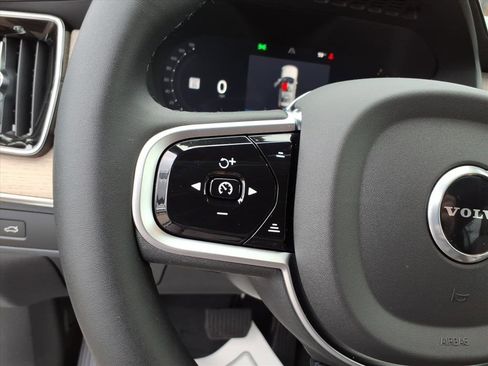 New 2026 Volvo XC90 B6 Plus w/ Protection Package image 15