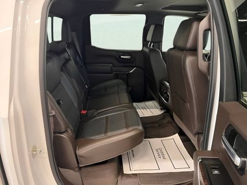 Used 2019 GMC Sierra 1500 Denali w/ Denali Ultimate Package AWD/4WD image 11