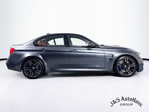 Used 2018 BMW M3 image 8