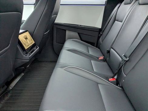 Used 2024 Tesla Cybertruck AWD Crew Cab image 17